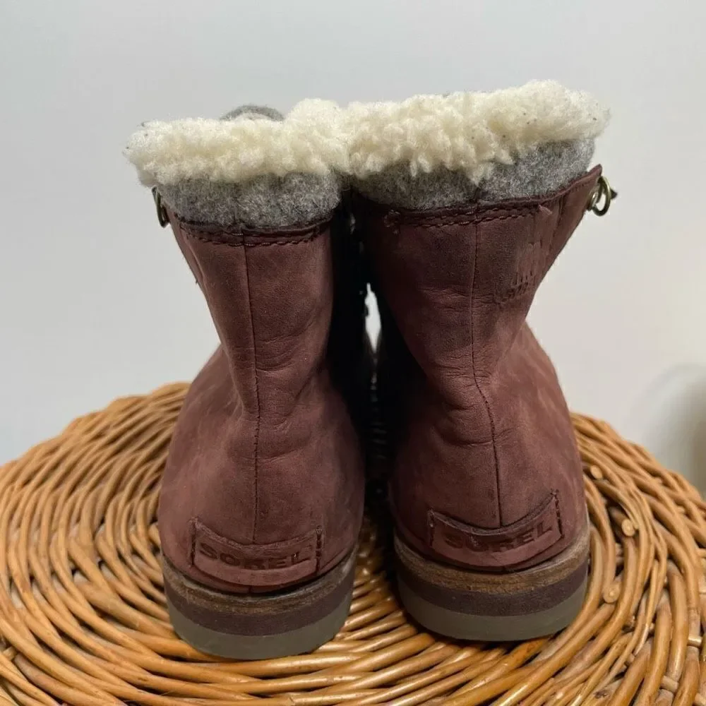 Sorel Joan of Arctic Sneakchic Alpine Holiday Boot Fleece Brown Gray 9 Winter